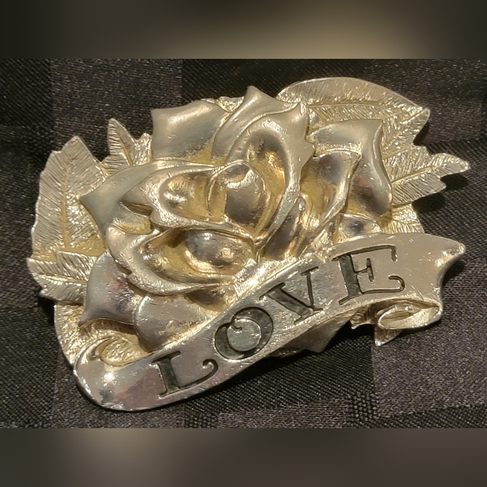 Silver Rose Love Banner Heavy Metal MFG Belt Buckle/Made in USA